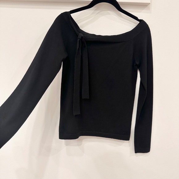 Michael Kors Collection Black tie-neck wool top Sz Small Retail $695 🖤 - Picture 3 of 6